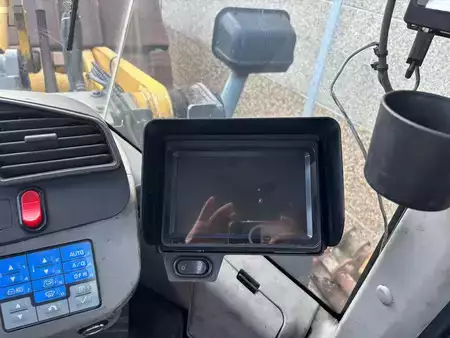 Kolové nakladače 2017 Komatsu WA500-8 (39)