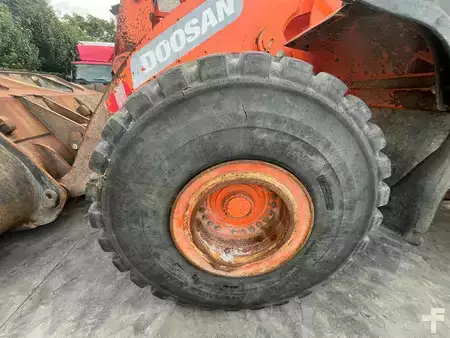 Ładowarki kołowe 2016 Doosan DL550-5 (27)