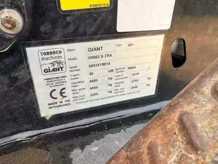 Kolové nakladače 2019 Giant V5003 X-TRA 45+ (11)