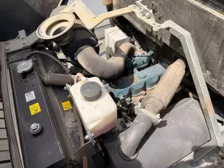 Kolové nakladače 2019 Giant V5003 X-TRA 45+ (12)