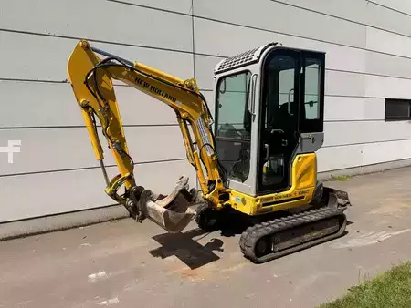 mini escavadeira 2011 New Holland Construction E18 SR E18 SR (5)