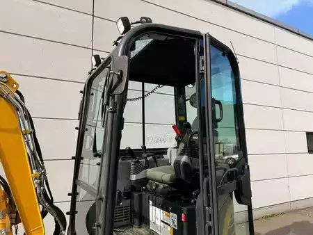 Mini pelle 2021 Komatsu PC24MR5 (10)