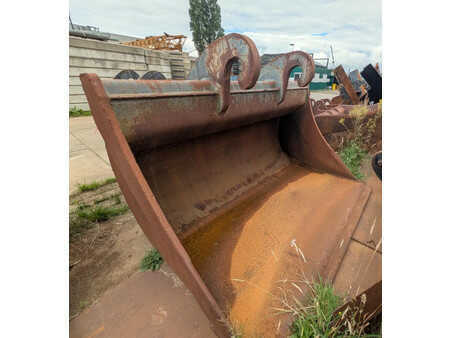 Korečková rýpadla 2018 Caterpillar 374F (20)