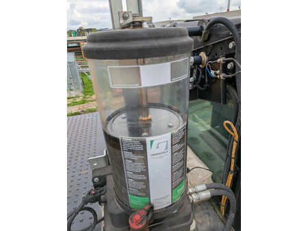 Korečková rýpadla 2018 Caterpillar 374F (6)