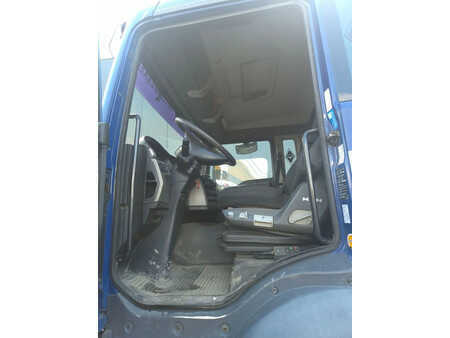 Autojeřáby 2011 MAN TGS (14)