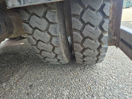 Truck 2001 MAN 27 27-414 (10)