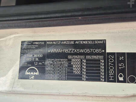 Truck 2005 MAN 26 430 (10)