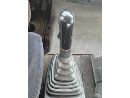 Truck 2005 MAN 26 430 (13)