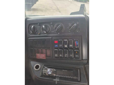Truck 2005 MAN 26 430 (14)