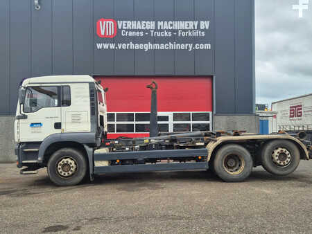 Truck 2005 MAN 26 430 (2)