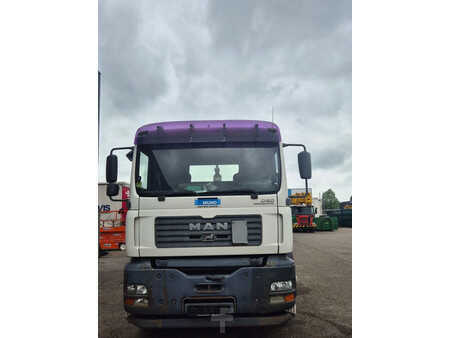 Truck 2005 MAN 26 430 (9)