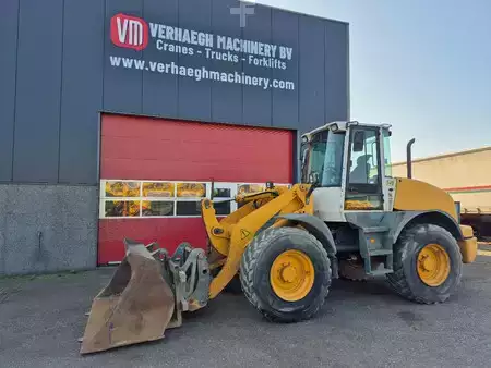 Kolové nakladače 2006 Liebherr L514 (2)
