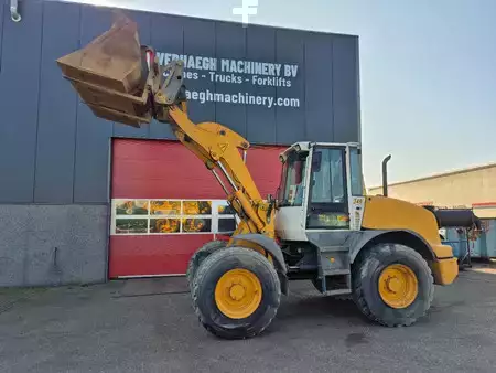 Kolové nakladače 2006 Liebherr L514 (7)
