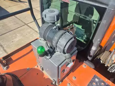 Rupsgraafmachines 2018 Hitachi ZX250LCN-6 (16)
