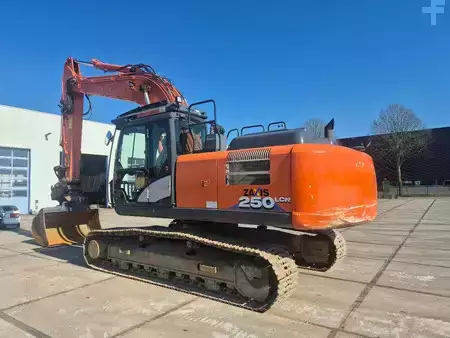 Rupsgraafmachines 2018 Hitachi ZX250LCN-6 (4)