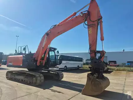 Rupsgraafmachines 2018 Hitachi ZX250LCN-6 (5)