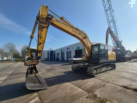 Korečková rýpadla 2016 Kobelco sk260nlc-10 (1)