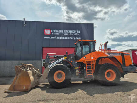Kolové nakladače 2018 Doosan dl450-5 (2)