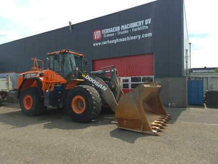 Kolové nakladače 2018 Doosan dl450-5 (6)