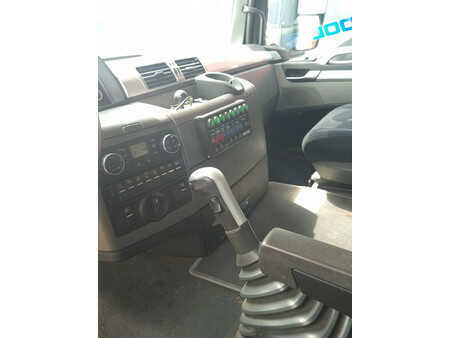 Autojeřáby 2016 MAN TGA 26.480 (16)