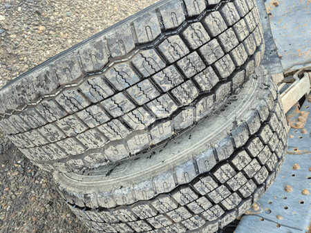 Vrachtwagen 1992 Mercedes-Benz 1117 (28)