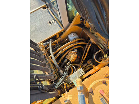 Beltegraver 2000 Liebherr r934hdsl (13)