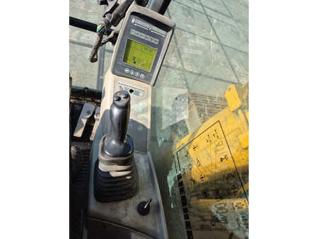 Beltegraver 2000 Liebherr r934hdsl (24)