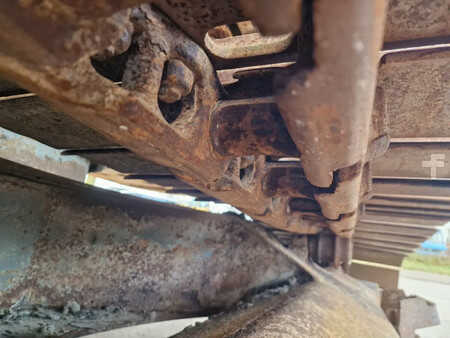 Beltegraver 2000 Liebherr r934hdsl (36)