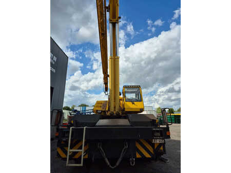 Autogru 1992 Tadano tr-400e (7)