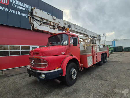 Vrachtwagen 0 Mercedes-Benz 2624 6x4 (1)