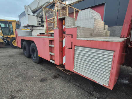 Vrachtwagen 0 Mercedes-Benz 2624 6x4 (10)