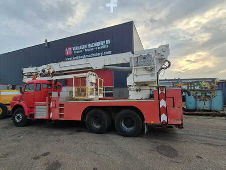 Vrachtwagen 0 Mercedes-Benz 2624 6x4 (3)