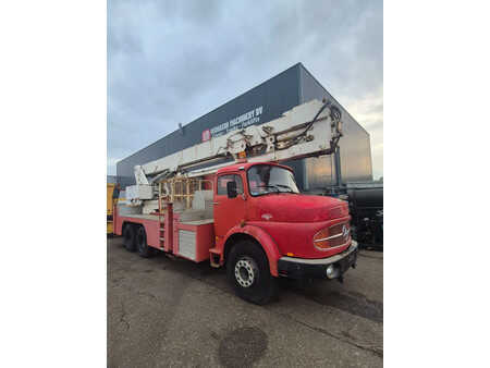 Vrachtwagen 0 Mercedes-Benz 2624 6x4 (6)