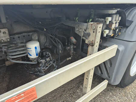 Lastbil 2003 Mercedes-Benz Atego 1518 (12)