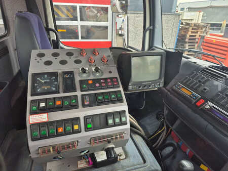 Lastbil 2003 Mercedes-Benz Atego 1518 (13)