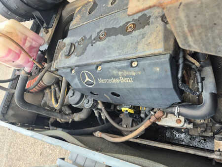 Lastbil 2003 Mercedes-Benz Atego 1518 (29)