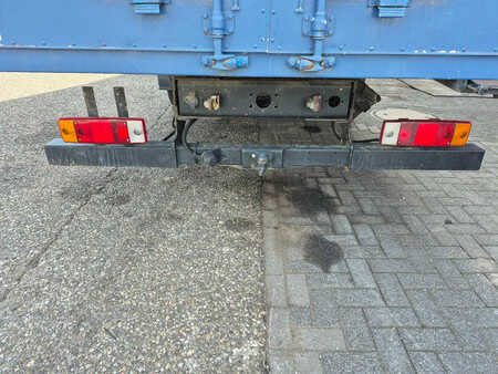 Kuorma-auto 1996 Renault midliner 180 (10)