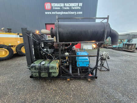 Övrigt 0 Perkins 2000serie + high pressure waterpump 1000bar (6)