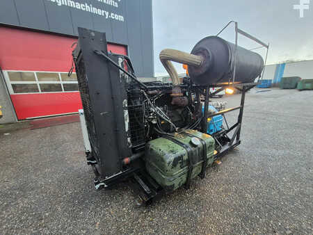 Övrigt 0 Perkins 2000serie + high pressure waterpump 1000bar (7)