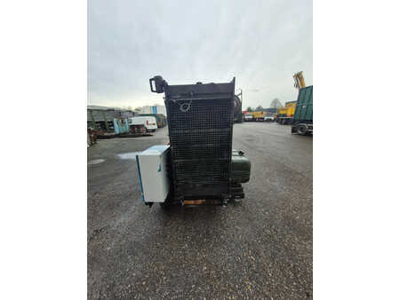 Övrigt 0 Perkins 2000serie + high pressure waterpump 1000bar (8)