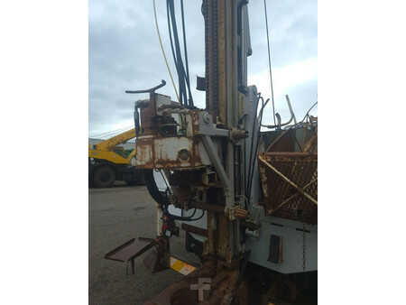 Drill rigs 1992 Unimog u 2150l38 (10)