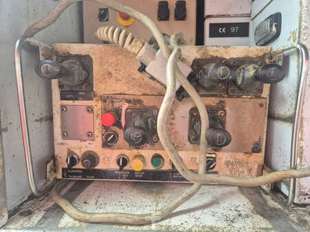 Drill rigs 1992 Unimog u 2150l38 (21)