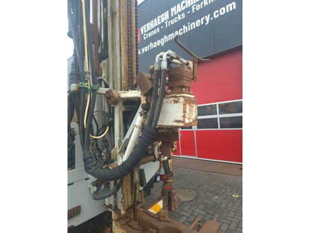 Drill rigs 1992 Unimog u 2150l38 (9)