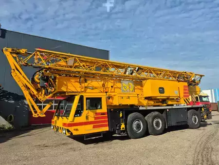 Mobile Cranes 2004 Spierings SK377-AT3 (2)