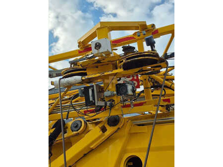 Mobilní jeřáby 2005 Spierings sk599-at5 (14)