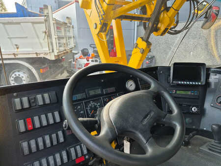 Mobilní jeřáby 2005 Spierings sk599-at5 (21)