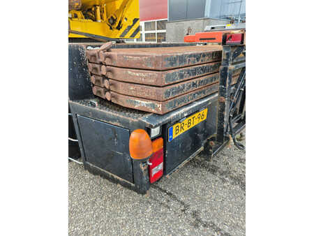 Mobilní jeřáby 2005 Spierings sk599-at5 (8)