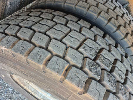 Kamion 2006 DAF 85.430 (11)