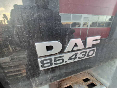 Kamion 2006 DAF 85.430 (21)