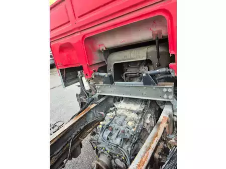 Náklaďák 2006 DAF XF 105 (12)